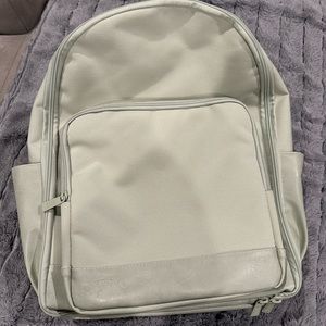 ✨FREE SHIPPING✨ BEIS The Backpack Limited Edition Matcha Green
